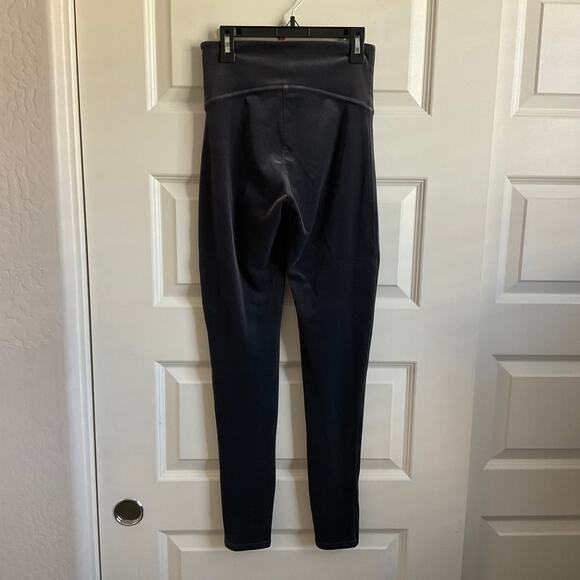SPANX Dark Grey Velvet Full Length Leggings - Size Medium - Picture 4 of 6